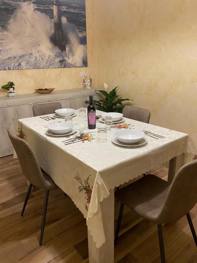 Casa La Scivola Appartement Catánia Buitenkant foto