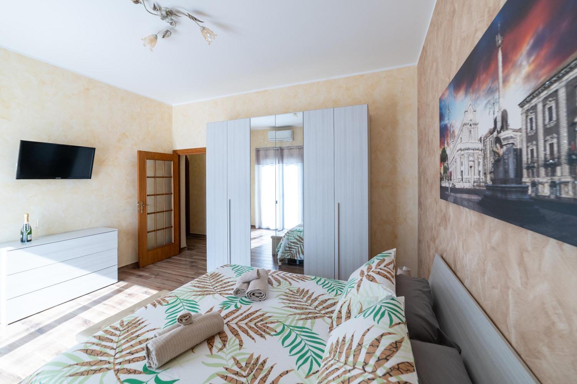 Casa La Scivola Appartement Catánia Buitenkant foto